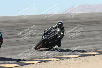 media/Oct-13-2025-Moto Forza (Mon) [[a66d839500]]/3-B Group/Session 2 (Bowl)/